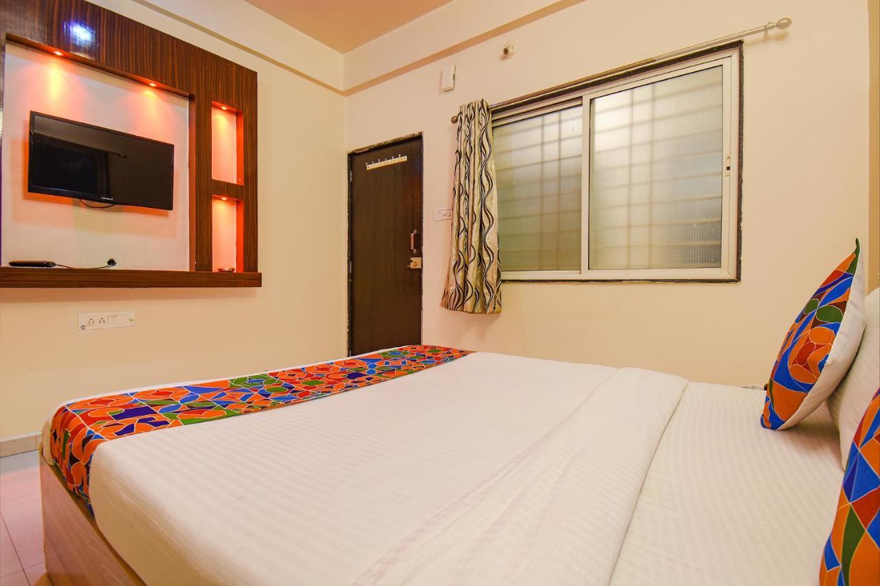 Hotel Fabexpress 4 Star Executive - Nr World Trade Center Pune Esterno foto