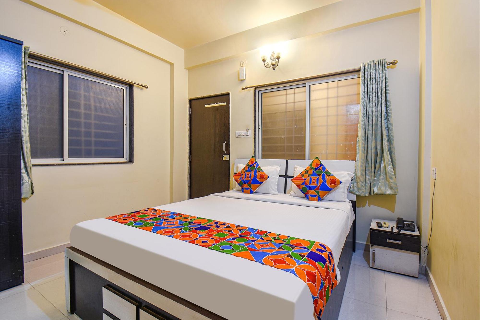 Hotel Fabexpress 4 Star Executive - Nr World Trade Center Pune Esterno foto