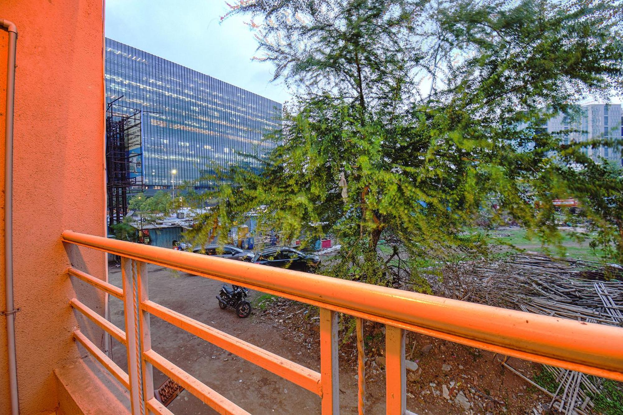 Hotel Fabexpress 4 Star Executive - Nr World Trade Center Pune Esterno foto