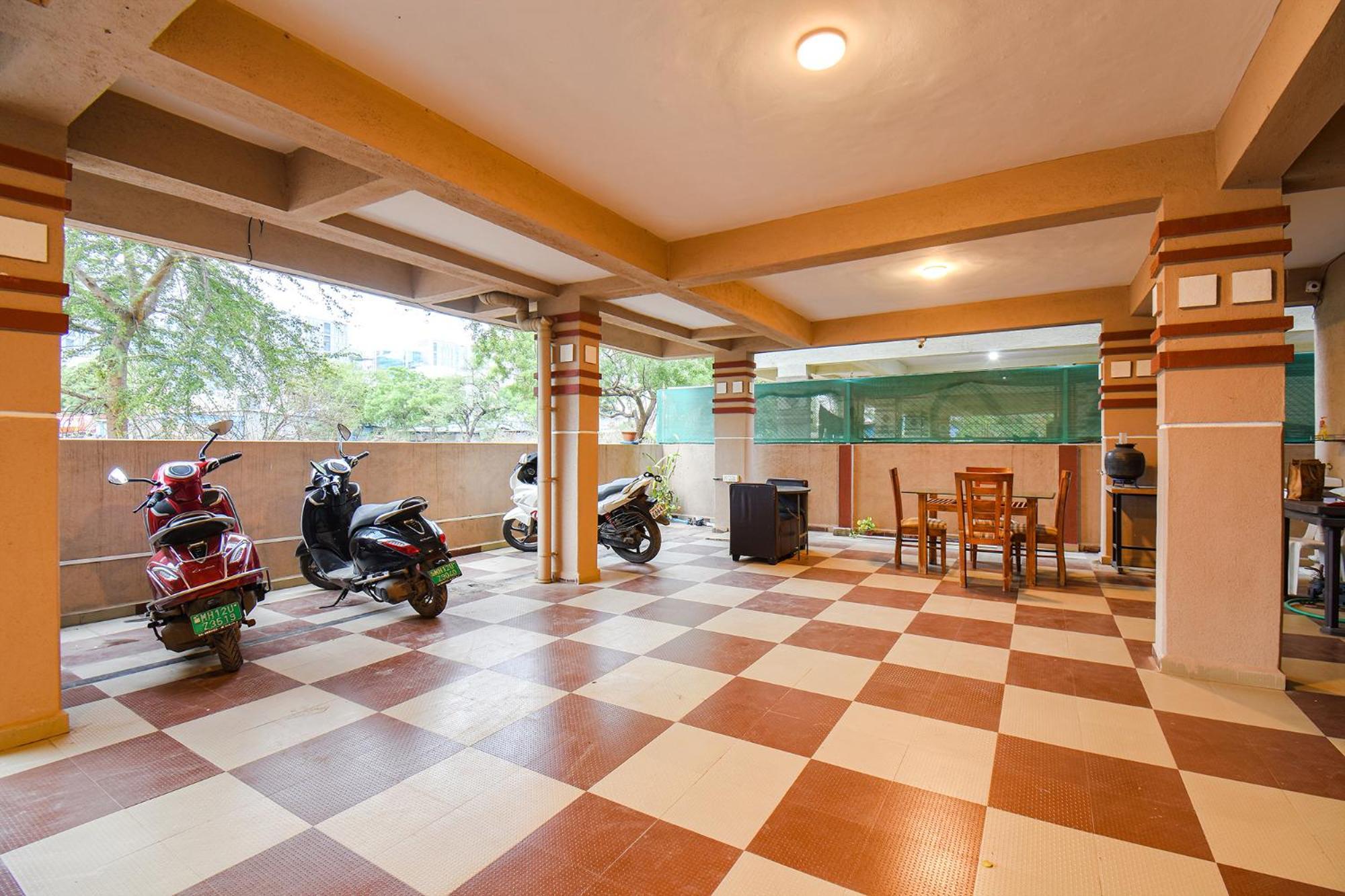 Hotel Fabexpress 4 Star Executive - Nr World Trade Center Pune Esterno foto